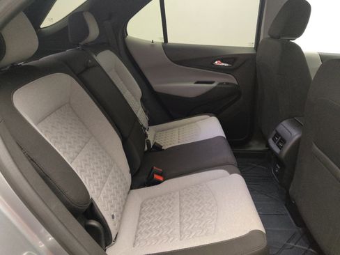 Used 2024 Chevrolet Equinox LS w/ LS Convenience Package image 19