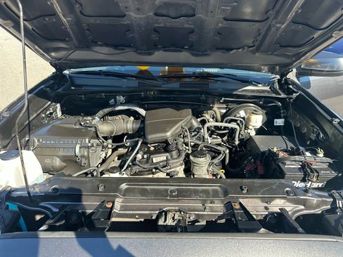 Used 2019 Toyota Tacoma SR w/ SR Convenience Package image 24