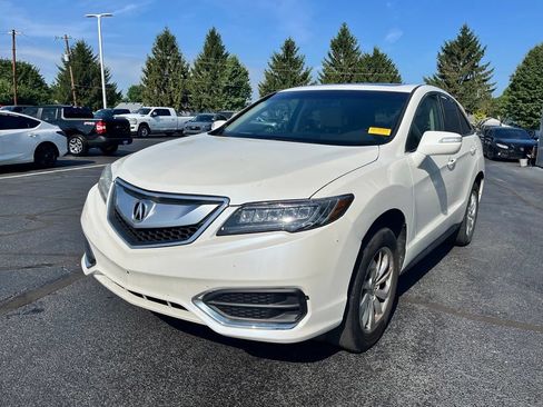 Used 2018 Acura RDX AWD image 2