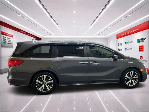 Used 2022 Honda Odyssey Touring image 8