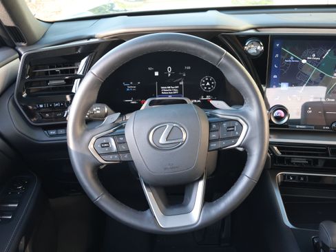 Used 2025 Lexus TX 350 AWD w/ Technology Package image 17
