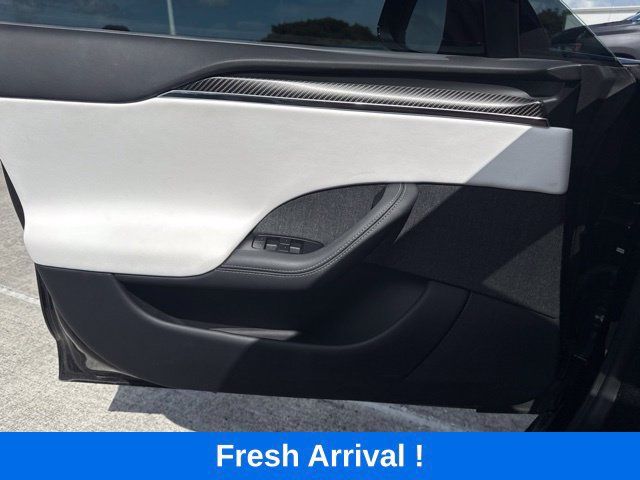 Used 2022 Tesla Model S Plaid AWD/4WD image 11