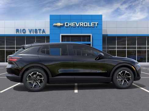 New 2026 Chevrolet Equinox EV LT image 3