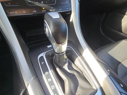 Used 2014 Ford Fusion Energi SE image 29