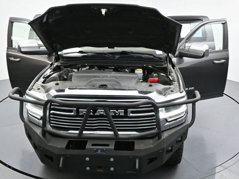 Used 2022 RAM 3500 Laramie AWD/4WD image 46
