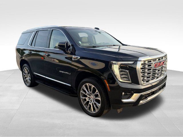 Used 2025 GMC Yukon Denali AWD/4WD image 3