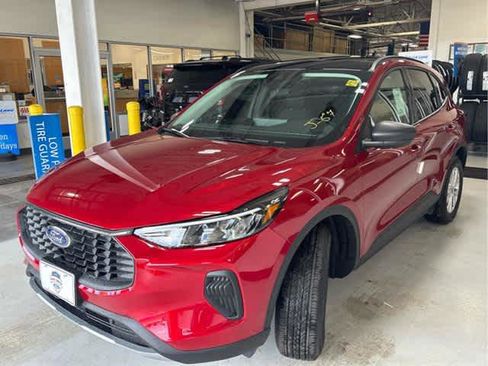 New 2025 Ford Escape Active w/ Tech Pack #1 image 3