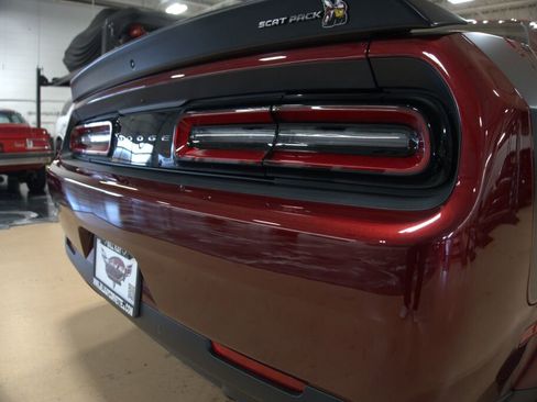 Used 2022 Dodge Challenger R/T Scat Pack image 21