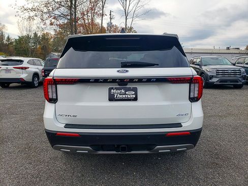 New 2026 Ford Explorer Active w/ Active Comfort Package image 4