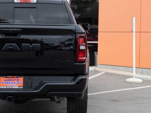 Used 2025 RAM 1500 Big Horn image 13