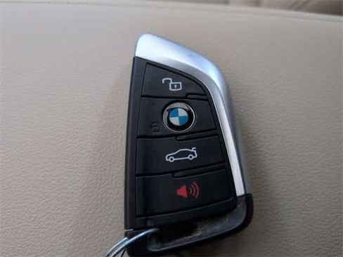 Used 2023 BMW 330e xDrive w/ Driving Assistance Package image 38