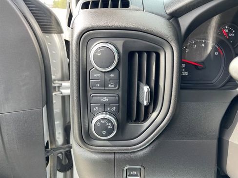 Used 2022 GMC Sierra 1500 Pro w/ Convenience Package image 21