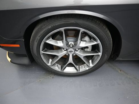 Used 2022 Dodge Challenger GT RWD image 30