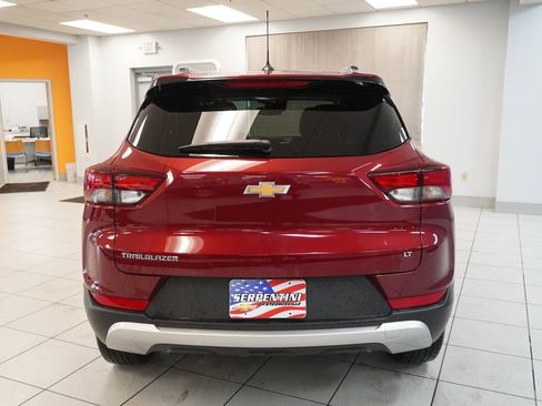 Used 2023 Chevrolet TrailBlazer LT w/ Convenience Package FWD image 8