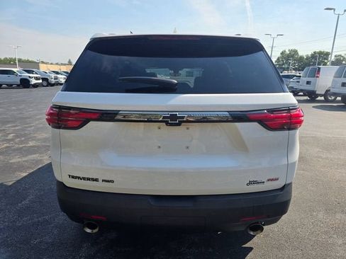 Used 2023 Chevrolet Traverse RS w/ LPO, Floor Liner Package AWD/4WD image 4