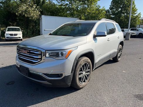 Used 2019 GMC Acadia SLT AWD/4WD image 1