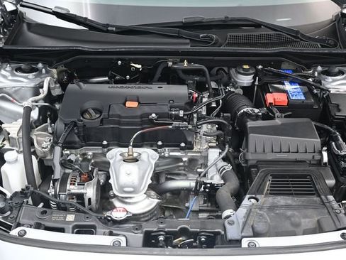 Used 2024 Honda Civic Sport image 29