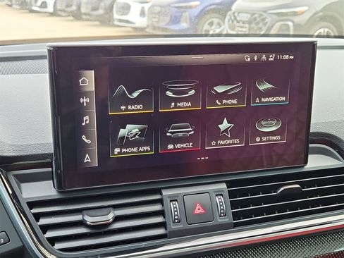 Used 2022 Audi SQ5 Premium Plus image 19