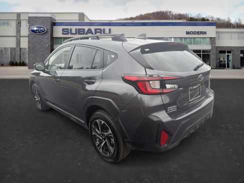 Used 2024 Subaru Crosstrek 2.0i Premium image 8