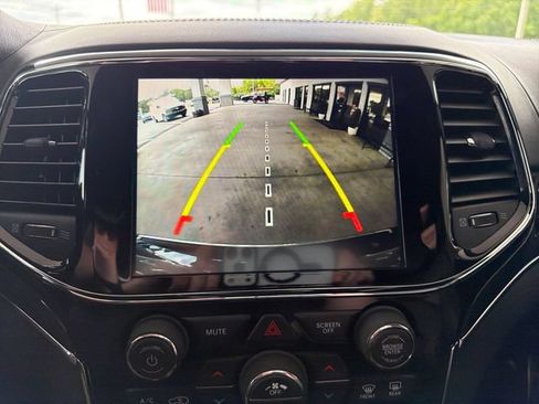 Used 2019 Jeep Grand Cherokee Overland AWD/4WD image 37