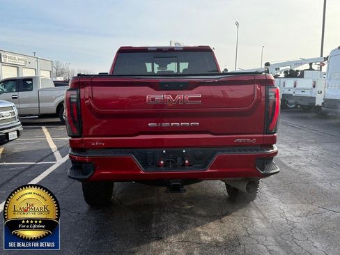 Used 2024 GMC Sierra 2500 AT4 w/ AT4 Premium Plus Package image 6