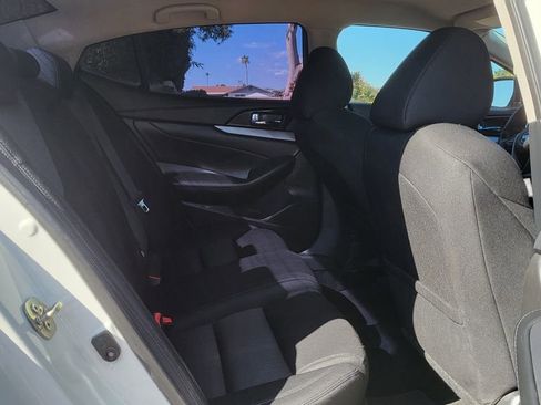 Used 2017 Nissan Maxima 3.5 S w/ Interior Lighting Package image 19