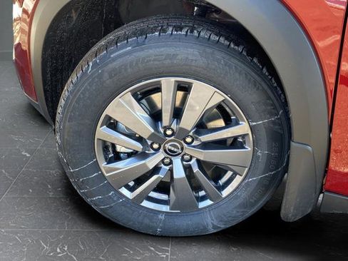 New 2026 Nissan Pathfinder SV image 30