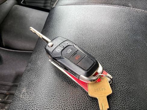 Used 2020 Ford Transit 250 Medium Roof AWD w/ Load Area Protection Package image 9