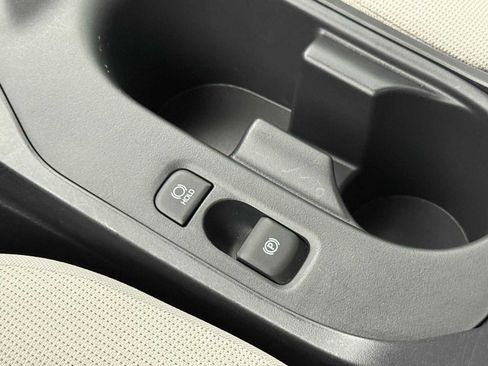 Used 2024 Toyota Corolla LE FWD image 15