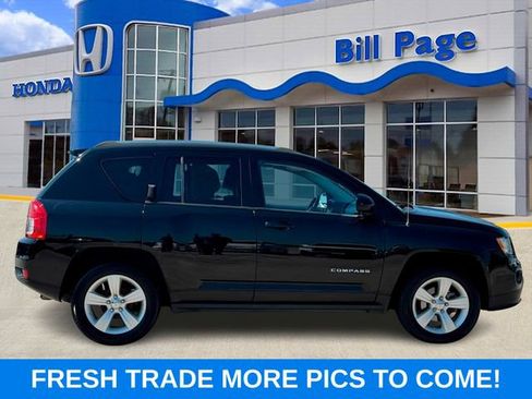 Used 2012 Jeep Compass Latitude FWD image 5
