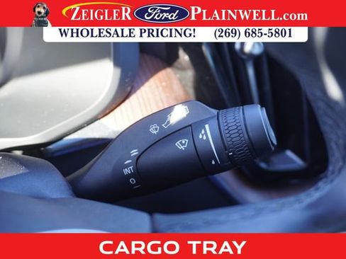 Used 2023 Volvo XC60 T8 Plus w/ Protection Package Premier image 23