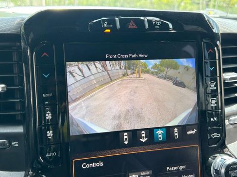 Used 2019 RAM 1500 Limited AWD/4WD image 13
