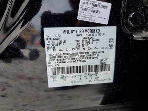 Used 2025 Ford Explorer Active w/ Active Comfort Package RWD image 12