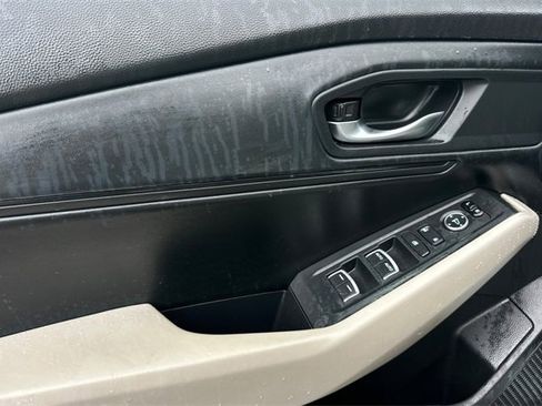 Certified 2023 Honda Accord EX image 12