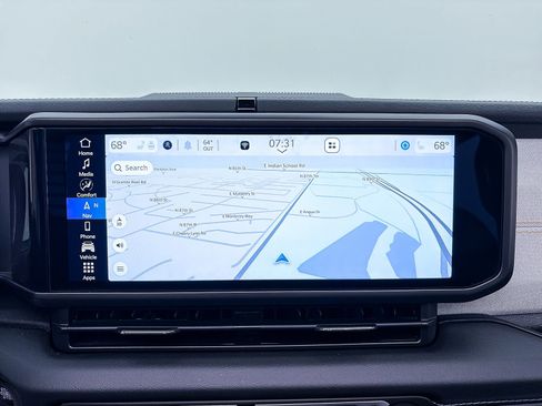 Used 2024 Jeep Wrangler Sahara w/ Technology Group image 6