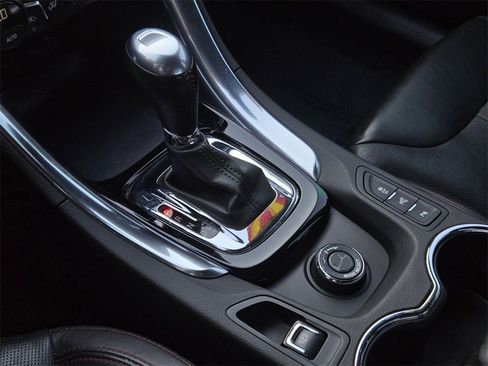 Used 2017 Chevrolet SS image 24