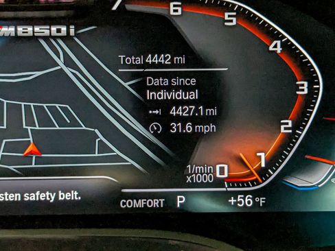 Used 2025 BMW M850i xDrive Coupe image 35