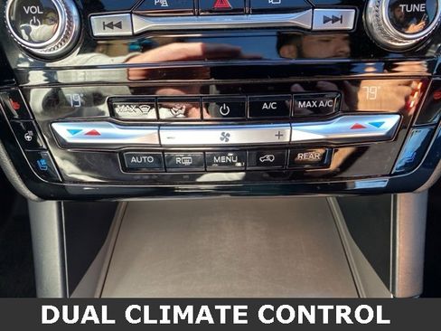 Used 2021 Ford Explorer ST w/ Equipment Group 401A image 11