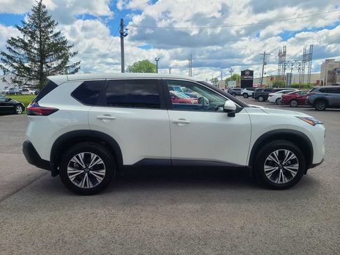 Used 2023 Nissan Rogue SV AWD/4WD image 6