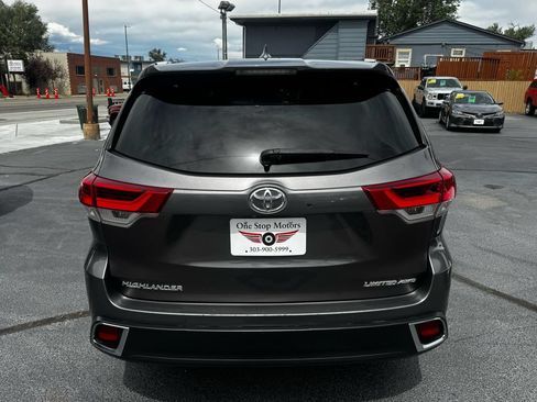 Used 2019 Toyota Highlander Limited AWD/4WD image 6