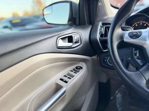 Used 2013 Ford Escape SEL image 37