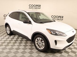 Used 2022 Ford Escape SE image 1