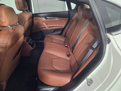 Used 2023 Maserati Quattroporte GT RWD image 23