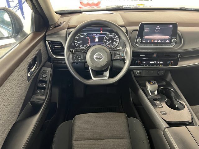 Used 2021 Nissan Rogue SV FWD image 14