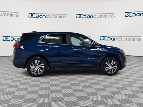 Used 2022 Chevrolet Equinox LT AWD/4WD image 9
