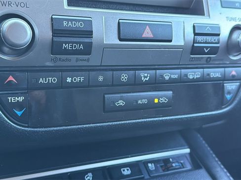 Used 2017 Lexus ES 350 image 25