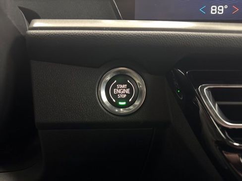 New 2026 Chevrolet Traverse LT w/ Driver Confidence Package image 15