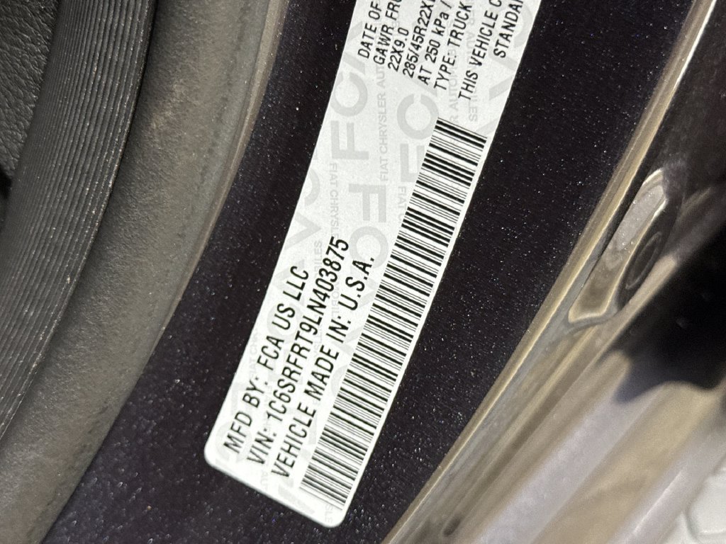 Used 2020 RAM 1500 Laramie AWD/4WD image 28