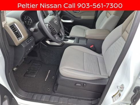Certified 2023 Nissan Frontier SV w/ Technology Package image 17