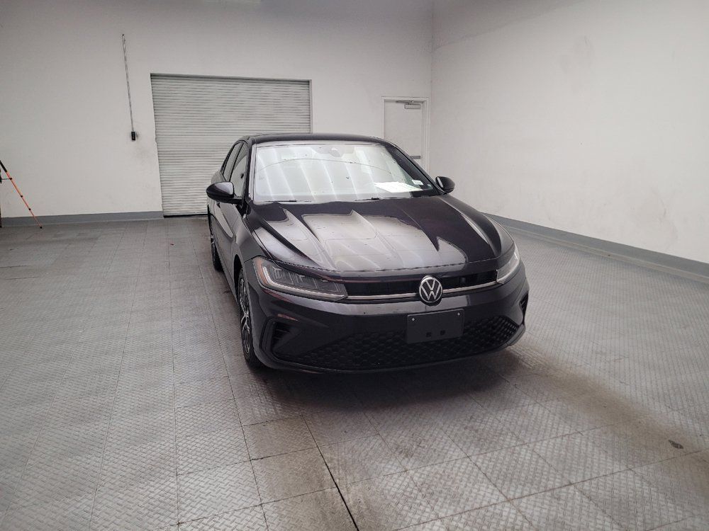 Used 2025 Volkswagen Jetta Sport FWD image 14